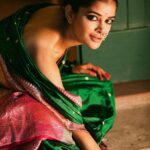Madhumita Sarcar Instagram - বসে আছি পথ চেয়ে যত ভাবি ভুলে যাব, মন মানে না। @abhinaskarphotography @makeupbysumanganguly @hairstylist_kushal @style_by_madhab @ethnic_boutique61