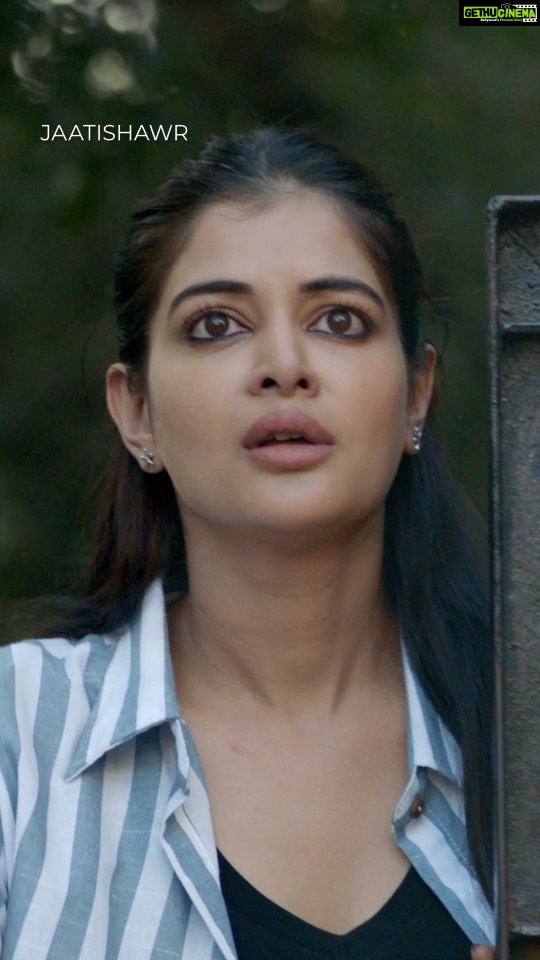 Madhumita Sarcar Instagram - রূপকথার কীভাবে মনে আছে গতজন্মের ঘটনা? #Jaatishawr trailer out now | Series by #SaniGhoseRay premieres on 21st April, only on #hoichoi. @madhumita_sarcar @rohaan_bhattacharjee #KoushikChatterjee @chakraborty_bidipta @ananyasengupta22 @manojojha007 #KrishnenduDewanji @acropoliisentertainment
