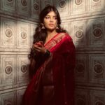 Madhumita Sarcar Instagram - पिया तोसे नैना लागे रे . . . . Bomb dropping tomorrow 📸 @makeupbysumanganguly @hairstylist_kushal @style_by_madhab @sidd_.46