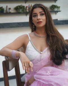 Madhuurima Instagram - Actress @nyra_banerjee
Photography by @rohitbagdi_rb
Fashion Stylish @kapoormohit888 
@styledbymohitkapoor 
Ass Fashion stylish @anitamallik3020 
Hair and Makeup by @beautybythebeastt 

#fashionshoot #khatronKeKhiladi #fashionmodel #fashionweek
#fashionstyle #model #shoot #photooftheday #photographylovers #photoshoot #rbphotography #rohitbagdiphotography