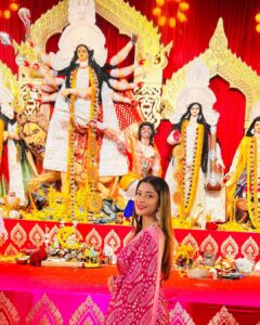 Madhuurima Instagram - Wish u all a very happy Bijoy dashami😍😍😍😍😍 
#durgapuja #durgapower #naarishakti