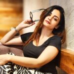 Madirakshi Mundle Instagram - Embrace your uniqueness and let your natural beauty flourish. 🌟 #Starbucks #mumbai