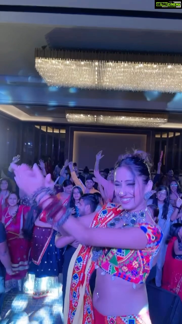 Maera Mishra Instagram - Thankyou Kolkata for all the Love. ❤️ #dandiyanight #garba