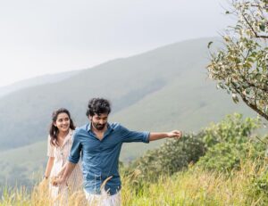 Mahima Nambiar Instagram - And we are back again !!
This time with #Littlehearts 🤍

@littlehearts_stp
@shanenigam786 @mahima_nambiar 
@sandrathomasofficial
@wilsonjohnthomas
@shinetomchacko_official 
@baburajactor
antojosepereira
@aby_treesa_paul
@luke_jos @kailasmenon2000
@arunmanohar1983
@iam_pradeep_gopalakrishnand
@dipil_dev
@devison.c.j
@gopika.rani.m
@thomas_pattathanam
@thephreespirit
@aesthetic_kunjamma
@coconutbunchcreations
@pinkyvisal 

#littlehearts #fun #family #entertainment #romance #love #movie #relationship