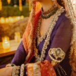 Mahira Khan Instagram - Right before we were heading down.. Asim put a whole string of motias on my arm.. just because.. he is Asim and I’m his mahiru.. forever InshAllah 💜 Mehndi 💜 29.09.23
