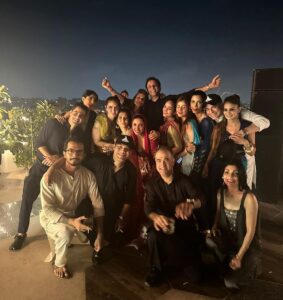 Mahira Khan Instagram - 💋🫶♥️

23.09.23