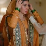 Mahira Khan Instagram - My mother had one wish… to start the wedding with a dua. My beautiful Ama, who is in a wheel chair - one would think she can’t do much - but really, she can do everything and anything. She sat and managed the decoration downstairs, the table, the moving around of furniture anddd she was ready dot on time.. 🤍 Alhumdulillah for our parents. Later on that day, my childhood girlfriends had a mayun for me 🥹🫶 Alhumdulillah for friends I can call my sisters. P.S I took a bud of the motia and put it in my baali before going down.. for my Nani and Dadi. 💛 16.09.23