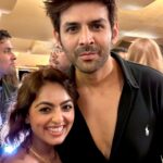 Maira Doshi Instagram – That was it ❤️ 
#AllMains
Ignore my teeth, I ate lipstick ;) 
@wardakhannadiadwala you’ve my heart ❤️ ❤️❤️

#SatyaPremKiKatha #PremierNight