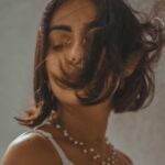 Maira Doshi Instagram – Magician @ayu.agnihotri ❤️❤️

#Portraits #MairaDoshi
