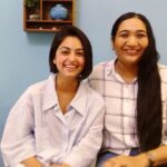 Maira Doshi Instagram – De-tox Ayurveda sessions with this super amazing Dr @drarti.ayurveda @roley_tm
The main aim for me to do an ayurvedic detox session was to eliminate toxins from the body and restore balance.
During my ayurvedic detox session, I was examined by doctor Aarti who determined my dosha or my body type. Based on my dosha, a personalized treatment plan was created for me which had included a combination of dietary changes, herbal supplements, massage, and other Ayurvedic therapies.
The course (called VIRECHAN) helped me to improve my overall health and well-being. It released toxins from my body, promoted relaxation, boosted my immune system, and improved skin and hair health.
It’s now my favorite place for skin and hair.
PS: Look at her gorgeous hair, isn’t it longer than rapunzel ? ;)
Thank you @drarti.ayurveda @roley_tm
for giving me a lovely experience. :)
Cheers!