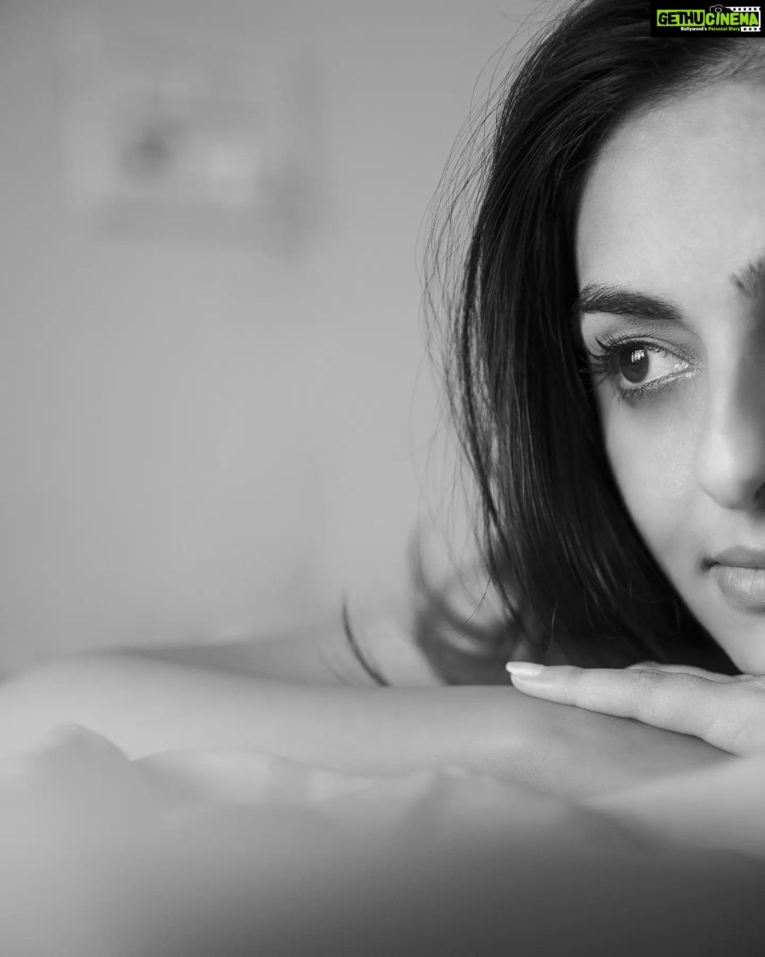 Maira Doshi Instagram - Actress @maira_doshi Muah @16_sagittarius_91 #actress #portraits #photoshoot #photoseries #portraitphotography #fashion #bnw #bnwportrait #bnwmood #moodygrams #gameoftones #mumbai #actorslife #bollywood #celebrity #portraiture #portraitpage #bnwphotography #model #femalemodel #styling #portrait_vision #portrait #portraitmood #photodaily #instadaily #potd #mood #fashionphotography Mumbai, Maharashtra