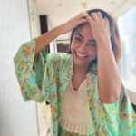 Maira Doshi Instagram - Merry and Bright! #MerryChristmas #December #Christmas #ChristmasTime