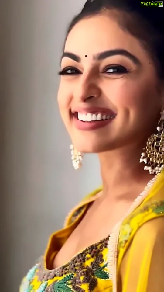 Maira Doshi Instagram - @mehakoberoi @akshay_26 @kalkifashion