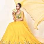 Maira Doshi Instagram - 💛💛💛 HNM: @mehakoberoi Wearing: @kalkifashion Shot by: @akshay_26