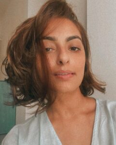Maira Doshi Instagram - A lil more obsessed with messy hair 😛