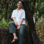 Maira Doshi Instagram - Our founder in statement white shirt paired with tencel pants. Tell us what you think about it in the comments below. #MairaDoshi #Shveth #Founder #sustainablefashion