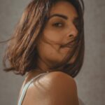 Maira Doshi Instagram – Magician @ayu.agnihotri ❤️❤️

#Portraits #MairaDoshi