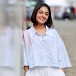Maira Doshi Instagram – Comfy 
@shvethcare 

#casual #loungewear #shveth