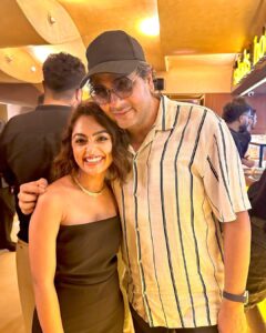Maira Doshi Instagram - That was it ❤️ 
#AllMains
Ignore my teeth, I ate lipstick ;) 
@wardakhannadiadwala you’ve my heart ❤️ ❤️❤️

#SatyaPremKiKatha #PremierNight