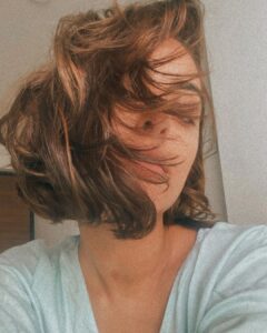 Maira Doshi Instagram - A lil more obsessed with messy hair 😛
