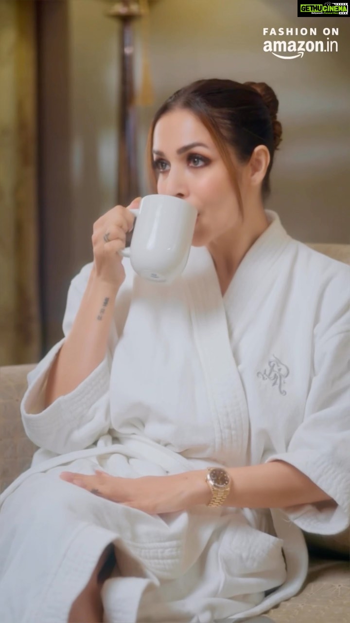 Malaika Arora Instagram - Festive season is here! And to make it more fashionable don’t miss the chance to shop on @amazonfashionin!
They are back with the #AmazonGreatIndianFestival where you’ll get 50-80% OFF on Top Fashion and Beauty Brands..
Don’t miss the chance and stay #HarPalFashionable this festive season!
#SaleIsLive #AmazonSale #GreatIndianFestivalSale #FashionOnAmazon #MalaikaArora