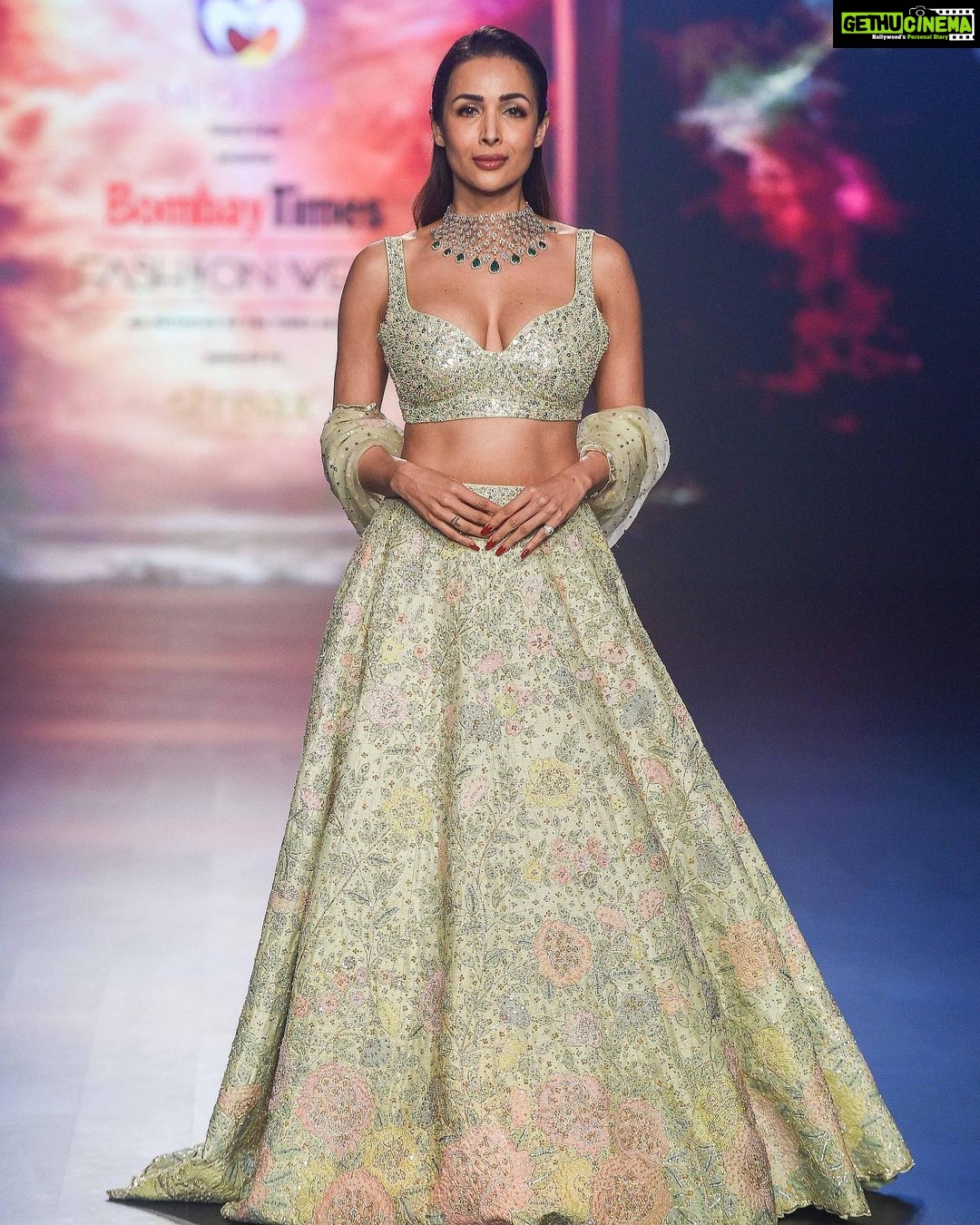 Malaika Arora Instagram - Had an amazing time walking for @yaksideepthireddy at @timesfashionweek ✨️