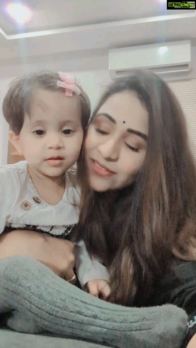 Manali Rathod Instagram - Every mom relate to this❤️❤️❤️😍😍😘😘😘@amairavarma