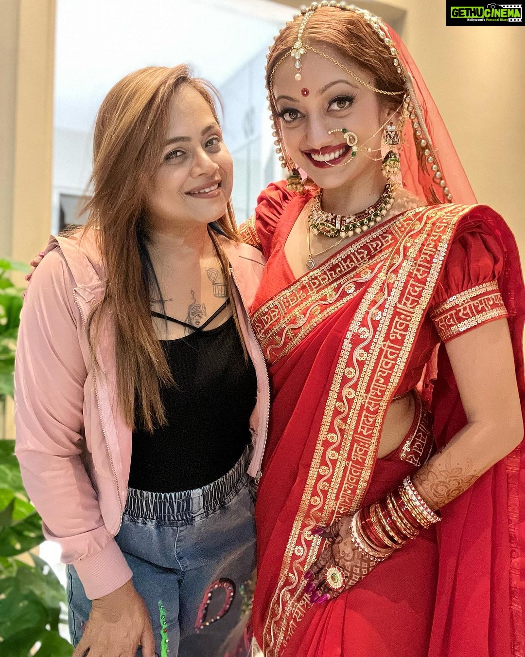 Manasi Naik Instagram - Happy Birthday B🥳🎂🎉❤️🫶🏻 Happy birthday to the most powerful woman I know! You inspire and motivate me to be fearless and take chances. You never give up and always have a positive attitude. I’m so proud of the lady you are becoming and I can’t wait to see what life brings us next 😇😈 I Love you 😘 Thank you Universe 💫 I will Not Give Up Growing Glowing And Healing ❤️🩹 #ManasiNaik #Actor #Performer #Beingme #OnMyOwn #Beauty #OOTD #fashionstyle #MyStyle #Secret #grattitude #Happy #survivor #Growing #Glowing #WorkingHard #WatchMeGrow #ThankYou #SelfRealisation #survivor #Cultured #Morals #Focused #mentalhealthawareness #MentalPeace #NewDreams #NeverGiveUp #newbeginnings 🧿 #CatMomOf12
