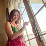 Manasi Naik Instagram - Best thing I ever did was STOP 🛑 telling people what’s going on in my life …🍀 Some people are Investments and some people are bills 💸 Know the Difference 😉🫶🏻 Thank you Universe 💫 I will Not Give Up Growing Glowing And Healing ❤️‍🩹 #ManasiNaik #Actor #Performer #Beingme #OnMyOwn #Beauty #OOTD #fashionstyle #MyStyle #Secret #grattitude #Happy #survivor #Growing #Glowing #WorkingHard #WatchMeGrow #ThankYou #SelfRealisation #survivor #Cultured #Morals #Focused #mentalhealthawareness #MentalPeace #NewDreams #NeverGiveUp #newbeginnings 🧿 #CatMomOf12