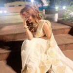 Manasi Naik Instagram – This year I met the most broken version of me, But Also The strongest ❤️
Kuch der Aur …⏳

Thank you Universe 💫
I will Not Give Up 
Growing Glowing And Healing ❤️‍🩹 

#ManasiNaik #Actor #Performer #Beingme  #OnMyOwn #Beauty #OOTD  #fashionstyle #MyStyle #Secret #grattitude #Happy #survivor #Growing #Glowing #WorkingHard #WatchMeGrow #ThankYou #SelfRealisation #survivor #Cultured #Morals #Focused #mentalhealthawareness #MentalPeace  #NewDreams #NeverGiveUp #newbeginnings 🧿 #CatMomOf12