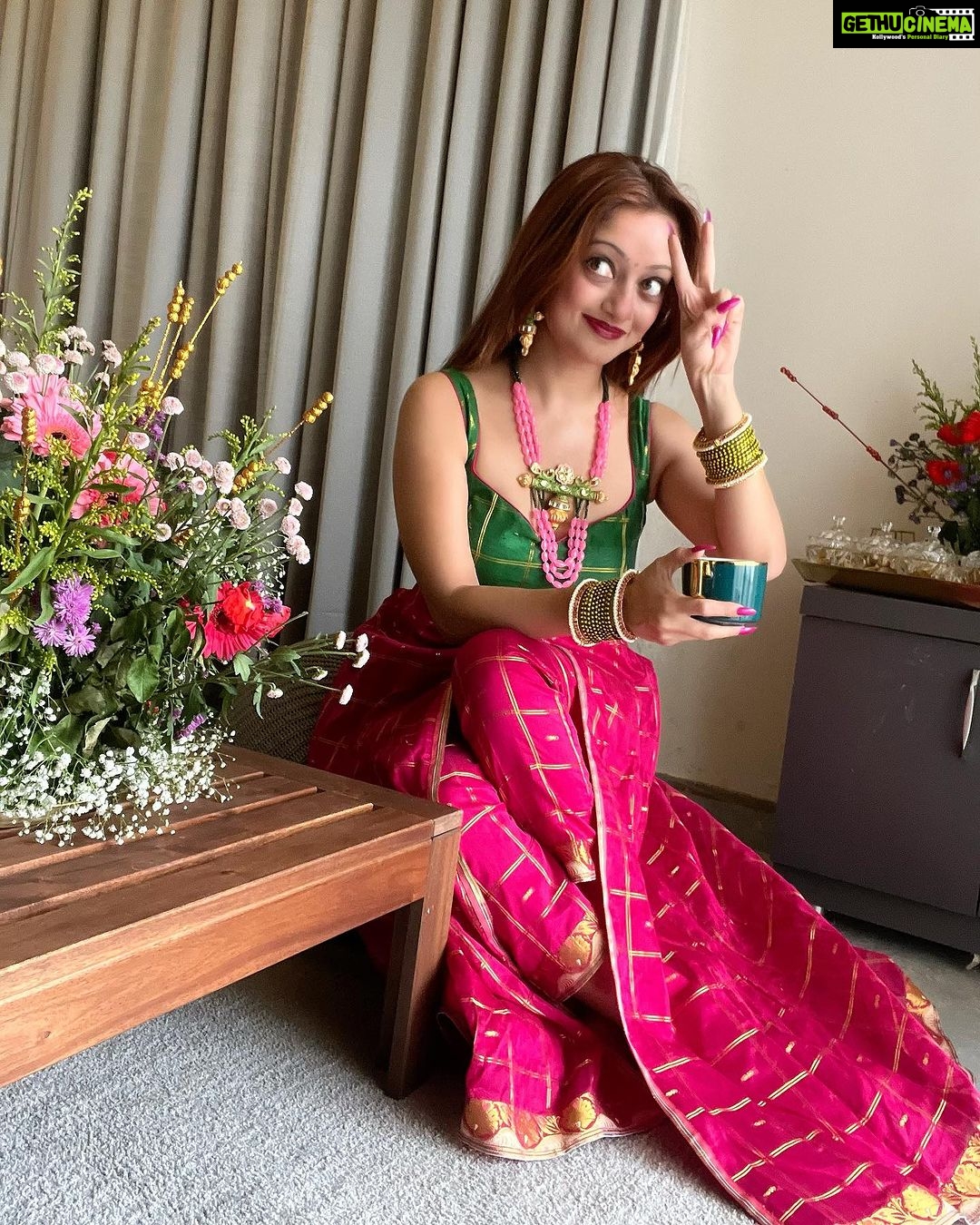 Manasi Naik Instagram - Best thing I ever did was STOP ๐ telling people whatโs going on in my life โฆ๐ Some people are Investments and some people are bills ๐ธ Know the Difference ๐๐ซถ๐ป Thank you Universe ๐ซ I will Not Give Up Growing Glowing And Healing โค๏ธโ๐ฉน #ManasiNaik #Actor #Performer #Beingme #OnMyOwn #Beauty #OOTD #fashionstyle #MyStyle #Secret #grattitude #Happy #survivor #Growing #Glowing #WorkingHard #WatchMeGrow #ThankYou #SelfRealisation #survivor #Cultured #Morals #Focused #mentalhealthawareness #MentalPeace #NewDreams #NeverGiveUp #newbeginnings ๐งฟ #CatMomOf12