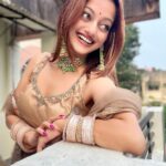 Manasi Naik Instagram – Fateh karne aur raaj karne mein bahut fark hota hai 👸🏻

Styled by 🤎 @bharti_gala_makeup_hair_artist 

Thank you Universe 💫
I will Not Give Up 
Growing Glowing And Healing ❤️‍🩹 

#ManasiNaik #Actor #Performer #Beingme  #OnMyOwn #Beauty #OOTD  #fashionstyle #MyStyle #Secret #grattitude #Happy #survivor #Growing #Glowing #WorkingHard #WatchMeGrow #ThankYou #SelfRealisation #survivor #Cultured #Morals #Focused #mentalhealthawareness #MentalPeace  #NewDreams #NeverGiveUp #newbeginnings 🧿 #CatMomOf12