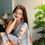 Manasi Naik Instagram - Why is this Happening to me? 🚫 What is this TEACHING ME? 👍🏻 Thank you Universe 💫 I will Not Give Up Growing Glowing And Healing ❤️‍🩹 #ManasiNaik #Actor #Performer #Beingme #OnMyOwn #Beauty #OOTD #fashionstyle #MyStyle #Secret #grattitude #Happy #survivor #Growing #Glowing #WorkingHard #WatchMeGrow #ThankYou #SelfRealisation #survivor #Cultured #Morals #Focused #mentalhealthawareness #MentalPeace #NewDreams #NeverGiveUp #newbeginnings 🧿 #CatMomOf12