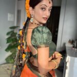 Manasi Naik Instagram - Rakh Hausla wo Manzar bhi ayega Pyaase ke paas Chalkar Samundar Bhi ayega Thaq kar Na baith Manzil ke Musafir Manzil Bhi milegi Aur Jeetne Ka Maza bhi ayega🧡 Saree By 🎀 @tanishkweddingsaree Thank you for Making Me Feel So special as always 🧡🧡🧡 This Festive season ,Place Your Order Nowww…🫶🏻 Thank you Universe 💫 I will Not Give Up Growing Glowing And Healing ❤️‍🩹 #ManasiNaik #Actor #Performer #Beingme #OnMyOwn #Beauty #OOTD #fashionstyle #MyStyle #Secret #grattitude #Happy #survivor #Growing #Glowing #WorkingHard #WatchMeGrow #ThankYou #SelfRealisation #survivor #Cultured #Morals #Focused #mentalhealthawareness #MentalPeace #NewDreams #NeverGiveUp #newbeginnings 🧿 #CatMomOf12