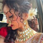 Manasi Naik Instagram - आयुष्य एकच ☝आहे पण , त्याला चांगल्या 👌प्रकारे जगलं ना तर एकचं खूप 💫आहे…😇 Thank you Universe 💫 I will Not Give Up Growing Glowing And Healing ❤️‍🩹 #ManasiNaik #Actor #Performer #Beingme #OnMyOwn #Beauty #OOTD #fashionstyle #MyStyle #Secret #grattitude #Happy #survivor #Growing #Glowing #WorkingHard #WatchMeGrow #ThankYou #SelfRealisation #survivor #Cultured #Morals #Focused #mentalhealthawareness #MentalPeace #NewDreams #NeverGiveUp #newbeginnings 🧿 #CatMomOf12
