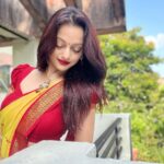 Manasi Naik Instagram - Sorry Heart 🫀,This Time Im listening to my Brain 🧠 🚨⚖️🫶🏻❤️ With Love, M. Saree by 🎀 @saraswati_paithani2512 💛 Thank you for making me feel so special like always🎀 Place your order Now 💛 Thank you Universe 💫 I will Not Give Up Growing Glowing And Healing ❤️‍🩹 #ManasiNaik #Actor #Performer #Beingme #OnMyOwn #Beauty #OOTD #fashionstyle #MyStyle #Secret #grattitude #Happy #survivor #Growing #Glowing #WorkingHard #WatchMeGrow #ThankYou #SelfRealisation #survivor #Cultured #Morals #Focused #mentalhealthawareness #MentalPeace #NewDreams #NeverGiveUp #newbeginnings 🧿 #CatMomOf12