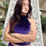 Manasi Naik Instagram - 🟣Standards : HIGH Focus : SHARP Confidence : ON Self-Doubt : OFF Gratitude : ON Future : BRIGHT AF 🟣 Thank you Universe 💫 I will Not Give Up Growing Glowing And Healing ❤️‍🩹 #ManasiNaik #Actor #Performer #Beingme #OnMyOwn #Beauty #OOTD #fashionstyle #MyStyle #Secret #grattitude #Happy #survivor #Growing #Glowing #WorkingHard #WatchMeGrow #ThankYou #SelfRealisation #survivor #Cultured #Morals #Focused #mentalhealthawareness #MentalPeace #NewDreams #NeverGiveUp #newbeginnings 🧿 #CatMomOf12