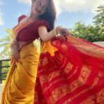 Manasi Naik Instagram - Sorry Heart 🫀,This Time Im listening to my Brain 🧠 🚨⚖️🫶🏻❤️ With Love, M. Saree by 🎀 @saraswati_paithani2512 💛 Thank you for making me feel so special like always🎀 Place your order Now 💛 Thank you Universe 💫 I will Not Give Up Growing Glowing And Healing ❤️‍🩹 #ManasiNaik #Actor #Performer #Beingme #OnMyOwn #Beauty #OOTD #fashionstyle #MyStyle #Secret #grattitude #Happy #survivor #Growing #Glowing #WorkingHard #WatchMeGrow #ThankYou #SelfRealisation #survivor #Cultured #Morals #Focused #mentalhealthawareness #MentalPeace #NewDreams #NeverGiveUp #newbeginnings 🧿 #CatMomOf12