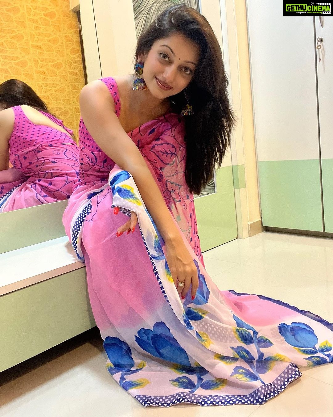 Manasi Naik Instagram - The ONLY reason I believe in love is because of the way I LOVE π Thank you Universe π« I will Not Give Up Growing Glowing And Healing β€οΈβπ©Ή #ManasiNaik #Actor #Performer #Beingme #OnMyOwn #Beauty #OOTD #fashionstyle #MyStyle #Secret #grattitude #Happy #survivor #Growing #Glowing #WorkingHard #WatchMeGrow #ThankYou #SelfRealisation #survivor #Cultured #Morals #Focused #mentalhealthawareness #MentalPeace #NewDreams #NeverGiveUp #newbeginnings π§Ώ #CatMomOf12