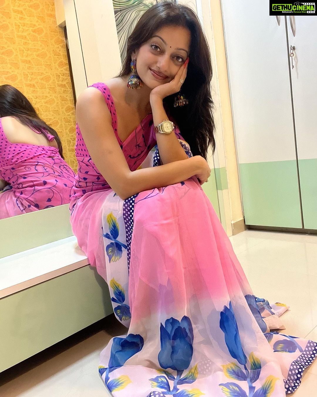 Manasi Naik Instagram - The ONLY reason I believe in love is because of the way I LOVE π Thank you Universe π« I will Not Give Up Growing Glowing And Healing β€οΈβπ©Ή #ManasiNaik #Actor #Performer #Beingme #OnMyOwn #Beauty #OOTD #fashionstyle #MyStyle #Secret #grattitude #Happy #survivor #Growing #Glowing #WorkingHard #WatchMeGrow #ThankYou #SelfRealisation #survivor #Cultured #Morals #Focused #mentalhealthawareness #MentalPeace #NewDreams #NeverGiveUp #newbeginnings π§Ώ #CatMomOf12