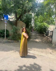 Manasi Naik Instagram - People like me Don’t have people, We are the people that people have…🤌🏻❤️ READ THAT AGAIN 😉! Thank you Universe 💫 I will Not Give Up Growing Glowing And Healing ❤️‍🩹 #ManasiNaik #Actor #Performer #Beingme #OnMyOwn #Beauty #OOTD #fashionstyle #MyStyle #Secret #grattitude #Happy #survivor #Growing #Glowing #WorkingHard #WatchMeGrow #ThankYou #SelfRealisation #survivor #Cultured #Morals #Focused #mentalhealthawareness #MentalPeace #NewDreams #NeverGiveUp #newbeginnings 🧿 #CatMomOf12