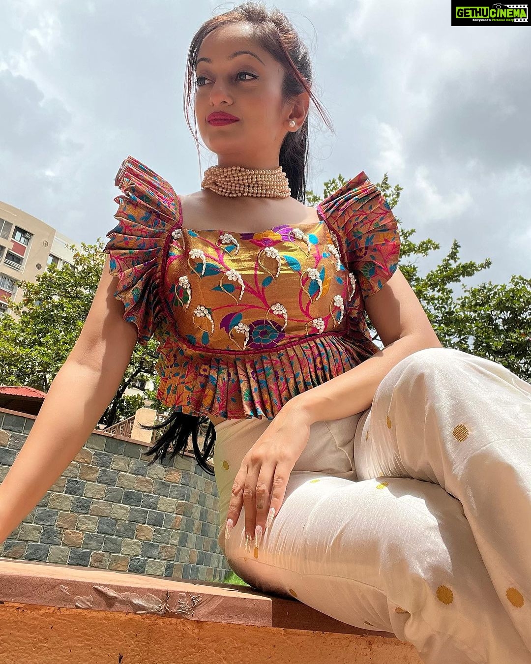 Manasi Naik Instagram - EXCLUSIVE π₯ This Festive Season Manasi Naik X Vishakha Satri Go Deep Down In Fashion Couture ππ«Άπ»β€οΈ Thank You love β€οΈ Heartiest Congratulations to Beautiful @vishakhasatri_label__ for Her new collection ππ«Άπ» Styled by π @bharti_gala_makeup_hair_artist π§Έ Thank you Universe π« I will Not Give Up Growing Glowing And Healing β€οΈβπ©Ή #ManasiNaik #Actor #Performer #Beingme #OnMyOwn #Beauty #OOTD #fashionstyle #MyStyle #Secret #grattitude #Happy #survivor #Growing #Glowing #WorkingHard #WatchMeGrow #ThankYou #SelfRealisation #survivor #Cultured #Morals #Focused #mentalhealthawareness #MentalPeace #NewDreams #NeverGiveUp #newbeginnings π§Ώ #CatMomOf12