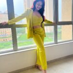 Manasi Naik Instagram – WORK while they sleep 😴 
LEARN while they Party 🎉 
SAVE while they spend 💰
LIVE like They Dream 💭🤣🤙🏻

This…Coming Soon 🍀🫶🏻🎬

The clock is ticking…🍀
Kuch der Aur⏳

Thank you Universe 💫
I will Not Give Up 
Growing Glowing And Healing ❤️‍🩹 

#ManasiNaik #Actor #Performer #Beingme  #OnMyOwn #Beauty #OOTD  #fashionstyle #MyStyle #Secret #grattitude #Happy #survivor #Growing #Glowing #WorkingHard #WatchMeGrow #ThankYou #SelfRealisation #survivor #Cultured #Morals #Focused #mentalhealthawareness #MentalPeace  #NewDreams #NeverGiveUp #newbeginnings 🧿 #CatMomOf12