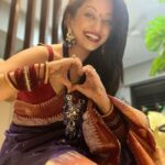 Manasi Naik Instagram - 🤩💥तुम्हाला शांती, शक्ती, संपत्ती, निसर्ग, संयम, साधेपणा, यश, समृद्धी, मूल्ये, आरोग्य, आदर, सरस्वती आणि 🌸🙏🏻आपुलकी देवो हीच ईश्वरचरणी प्रार्थना.शुभ लक्ष्मीपूजन🙏🏻🌸 Thank you Universe 💫 I will Not Give Up Growing Glowing And Healing ❤️‍🩹 #ManasiNaik #Actor #Performer #Beingme #OnMyOwn #Beauty #OOTD #fashionstyle #MyStyle #Secret #grattitude #Happy #survivor #Growing #Glowing #WorkingHard #WatchMeGrow #ThankYou #SelfRealisation #survivor #Cultured #Morals #Focused #mentalhealthawareness #MentalPeace #NewDreams #NeverGiveUp #newbeginnings 🧿 #CatMomOf12