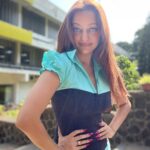 Manasi Naik Instagram - There comes A day when you realise Turning the page is THE BEST FEELING IN THE WORLD because you realise there’s sooo much more to the book than the page you were STUCK ON 🏌🏻‍♂️ Kuch Der Aur…⏳ Thank you Universe 💫 I will Not Give Up Growing Glowing And Healing ❤️‍🩹 #ManasiNaik #Actor #Performer #Beingme #OnMyOwn #Beauty #OOTD #fashionstyle #MyStyle #Secret #grattitude #Happy #survivor #Growing #Glowing #WorkingHard #WatchMeGrow #ThankYou #SelfRealisation #survivor #Cultured #Morals #Focused #mentalhealthawareness #MentalPeace #NewDreams #NeverGiveUp #newbeginnings 🧿 #CatMomOf12