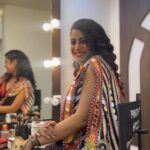 Manasi Parekh Instagram - Just practicing some classic garba songs backstage before going on stage @rangilore Nesco Centre