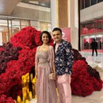 Manasi Parekh Instagram - A night to remember! The grand opening of @jioworldplaza brings with it an international shopping experience in Mumbai, thanks to the Ambanis!The decor,the brands, the whole vibe was just lit… we literally forgot we were still in mumbai, it felt so global ♥️♥️♥️ @ranveersingh @malaikaaroraofficial @nehabhasin4u @prachee_shah_paandya @soares_diandra @isakaif #jioworldplaza #bollywood #fashion #highfashion Jio World Plaza