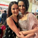 Manasi Parekh Instagram - A night to remember! The grand opening of @jioworldplaza brings with it an international shopping experience in Mumbai, thanks to the Ambanis!The decor,the brands, the whole vibe was just lit… we literally forgot we were still in mumbai, it felt so global ♥️♥️♥️ @ranveersingh @malaikaaroraofficial @nehabhasin4u @prachee_shah_paandya @soares_diandra @isakaif #jioworldplaza #bollywood #fashion #highfashion Jio World Plaza