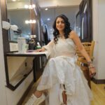 Manasi Parekh Instagram - Backstage vibes in my snow queen avatar ☃️❄️ Also thank you for all the tags and comments on my performance @rangilore ♥️♥️♥️ #navratri #Day6 . . . Styling : @styleitwithniki Outfit : @fashionwithforum_ahd Jewellery : @thejewelstudiio Makeup : @pintu_makeup Hair : Arti Nesco Centre