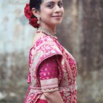 Manasi Parekh Instagram - Garba n Gulabs 🌹 could be a good webseries no? Make up : @pintu_makeup Hair : kavita Styling : @mumbaai_thii